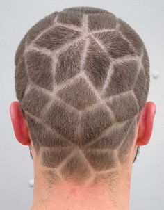 Geometric Haircut, Anime Hairstyle, Razor Cuts, Hair Dressers, Hair Doo, Barber Razor, Half Shaved Hair, Half Shaved