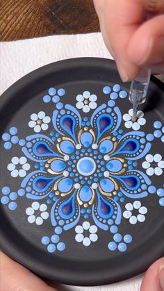 Jacqueline Schofield | Trying out some thin wood blanks for coasters. ✨✨✨ Acrylic paint Coated in UV resin For info on the tools I use, go to my page and click... | Instagram Dot Painting Ideas, Feather Art Drawing, Mandala Clock, Machine Quilting Patterns, Painted Clay Pots, Rock Painting Patterns