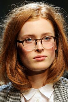 Eyeglasses For Redheads, Long Face Glasses, Red Hair Glasses, Red Hair Looks, Broken Angel, Glasses Outfit