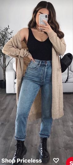 Casual Outfits Midsize Winter, Outfit Ideas Aesthetic Midsize, Cute Fall Outfits Casual Chic, Woman’s Fall Outfits 2023, Work Casual Outfit Midsize, Outfits For A Barbeque, Dark Color Clothes Style, Autumn Outfit Inspo Casual, Outfit Ideas Barista