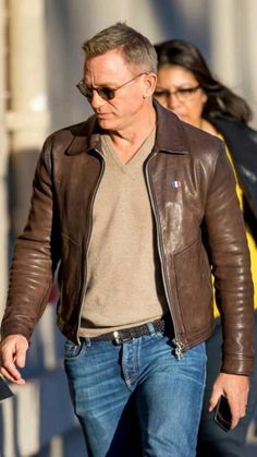 Nice Casual Outfits For Men, Brown Leather Jacket Outfit, Casual Outfits For Men, Leather Jacket Outfit Men, Brown Leather Jacket Men, Leather Jacket Men Style, Best Casual Outfits, Outfits For Men, Leather Jacket Style