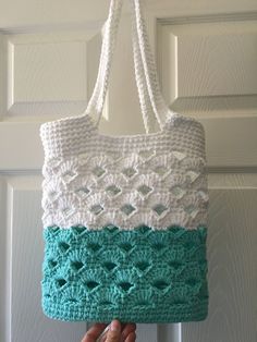 Tote Crochet, Favorite Purse, Crochet Handbag, Summer Tote, Crochet Handbags, White Summer, Bag Pattern, Two Tone, Purse