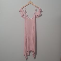 Nwt Womens Light Pink Lucky Brand Swim Cover Up Or Sun Dress In Size Large. Brand New With Tags! Beautiful, Soft, Stretchy, And Flowy Sun Dress Or Swim Cover Up By Lucky Brand. Fabric Is 100% Rayon Smoke-Free Home, And Thanks For Looking! Feminine Midi Dress For Summer, Feminine Long Midi Dress For Summer, Long Summer Dresses In Feminine Style, Long Feminine Summer Dress, Long Midi Dress For Date Night In Summer, Swim Cover, Sun Dress, Womens Swim, Lucky Brand