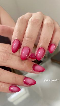 Red Almond Acrylic Nails, Red And Pink Nails, Rose Gold Nails Design, Multicolored Nails, Aura Nails, Hard Gel Nails, Nude Nail Designs, Grunge Nails