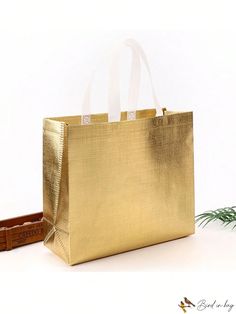 BirdinBag - Set of 4 Gold Metallic Gift Bags - Large, Patterned Shopper Tote with Handles Large Capacity Gold Bag For Gift, Large Capacity Gold Bag As Gift, Gold Large Capacity Bag For Gift, Gold Box Bag With Large Capacity For Shopping, Gold Rectangular Travel Bag, Gold Pouch Bag For Shopping, Gold Square Travel Bag, Square Gold Travel Bag, Gold Tote Shoulder Bag As A Gift