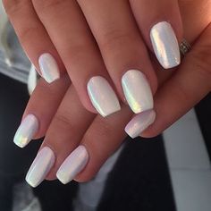 Minion Nails, Mermaid Nails, Pearl Nails, White Nail Designs, Shellac Nails, Holographic Nails, Silver Nails, Nail Arts, Chrome Nails