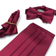 You can make a stylish touch to your team with the Bowtie-Belt-Handkerchief Set, which is made of high quality dupont satin fabric. Adjustable size Unusual clip system used Wedding Bow Tie, Bow Tie Set, Bow Tie Wedding, Wedding Bows, Tie Set, Tie Accessories, Suit And Tie, Satin Fabric, Bow Tie