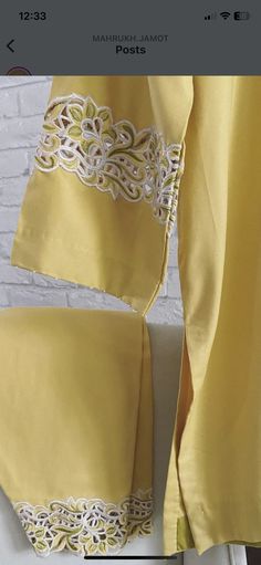 Punjabi Embroidery Suits, Kurti Detailing, Punjabi Embroidery, Flower Machine Embroidery Designs, Casual Suits, Boutique Suits, Kurta Style