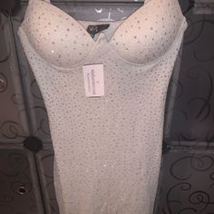 The Photos Don’t Do The Sparkle Justice!! It’s So Pretty! Nwt White Bodycon Dress With Sweetheart Neckline For Party, White Sweetheart Bodycon Dress For Party, White Sweetheart Neckline Bodycon Party Dress, Elegant White Sparkling Mini Dress, Glamorous White Bodycon Dress For Club, White Sparkling Mini Dress For Evening, Sparkling White Evening Mini Dress, White Rhinestone Mini Dress For Party, Fitted Sparkling White Dress