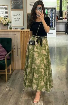 Classy Feminine Outfits Summer, Modest Clothing Summer, Modest Latina Outfits, Kingdom Hall Outfit Jw Fashion, Traditional Long Summer Skirt, Long Floral Skirt Aesthetic, Floral Midi Skirt Outfit Aesthetic, Modest Western Outfits, Hijabi Floral Skirt Outfits