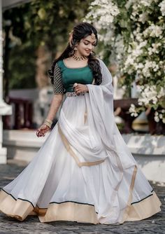 Lahanga Design Latest Simple Kerala, Latest Onam Outfits Ideas, Vishu Special Kerala Dress, Half Saree Kerala Style, Kerala Traditional Engagement Dress, Kerala Engagement Dress Hindus, Kerala Pattupavada For Women, Davani Half Saree Kerala, Traditional Engagement Dress