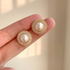 SunFlower Round Pearl Stud Earrings for Women in 14K Gold Over Sterlin – Huge Tomato Pearl Earrings Designs, Gold Earrings Models, Gold Diamond Earrings Studs, Sunflower Earrings, Mother Of Pearl Earrings, Womens Earrings Studs, Pearl And Diamond Earrings, Halo Earrings Studs, Fancy Jewellery