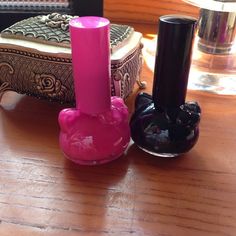 Black Nail Varnish, Hello Kitty Nail Polish, Hello Kitty Nail, Kitty Nail, Pretty Nail Polish, Y2k Accessories, Hello Kitty Nails, Y2k Nails