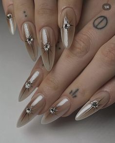 Goth Wedding Nails, Latte Nail Art, Bridgerton Nails Ideas, Medieval Nails, Latte Nails, Trendy Things, Goth Vibes, Manicure Art, Milky Nails