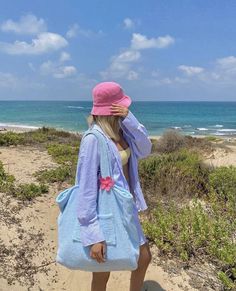 Beach Astethic Outfits, Summer Energy, Stories Ideas, Tropical Summer, Love And Support, How To Pose, Cute Fits, Website Builder