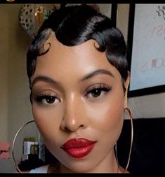 Finger Wave Quick Weave, Finger Waves For Black Women, 4b Hairstyles, Short Haircuts Black Hair, Micro Bob, Finger Wave Hair, Short Hair Waves