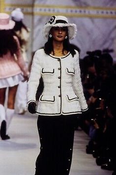 CHANEL VINTAGE SS93 Runway Iconic White Button Up Jacket With Black Trim | eBay Runway Iconic, Chanel Outfit, Chanel Jacket, Chanel Inspired, Chanel Couture, Chanel Haute Couture