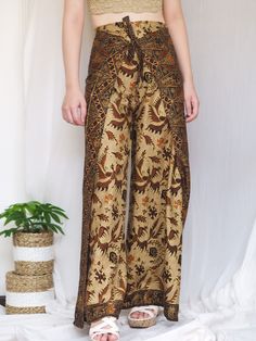 Batik Pants, Mode Batik, Indonesian Fashion, Kebaya Modern Dress, Bali Beach, Pants Boho, Festival Pants, Wrap Pants, Batik Fashion