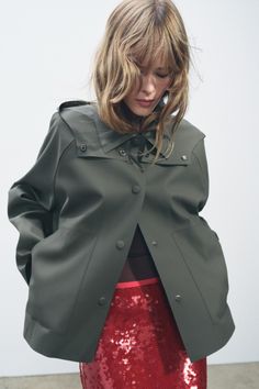 WATER RESISTANT RUBBERIZED JACKET ZW COLLECTION - dark khaki | ZARA United States Zara Trends, Classic Sportswear, Fall Outerwear, Zara Leather, Bohemian Blouses, Zara New, Functional Fashion, Runway Trends, Zara Women