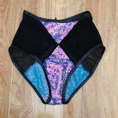 Size S/M. Brand New In Packaging. Tag Says Size M/L But Really Fits Like S/M. Brand: J Valentine Black Opal Diamond Sequin Shorts High Waisted, Stretchy, With Zipper In Back For Pic Reference, I Usually Wear Size Small Shorts With 25” Waist And Thicker Thighs. The Waistband Is Stretchy And Can Fit Up To 28”. Tags: Technicolor Electric Vibes Vixen Electronic House Music Edc Festival Festivals Alien Space Babe Pure Prismatic Hologram Holographic Holo Hologram_babe Sequin Sequins Sequined Blue High Waist Shorts For Party, Blue High-waist Shorts For Party, High Waist Blue Shorts For Party, Multicolor Stretch Bottoms For Night Out, Multicolor Short Bottoms For Party, Pink Party Bottoms With Built-in Shorts, Multicolor High Waist Bottoms For Night Out, Blue Stretch Shorts For Festival, Pink Brief Bottoms For Summer