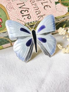 Rare beautiful large 925 silver brooch with blue, violet & gray enamel. A beautiful piece of jewelery from China around 1890-1920 and 100% handmade. Simply gorgeous. Great condition see photos 🦋 Length about 4.3 cm Width about 3.8 cm All items in my shop are sold according to §25a UStG differential taxation. An invoice prepared by Etsy is included with every purchase. If you have any questions about the item, about me personally or about the order, don't hesitate to ask me your questions at any Art Nouveau Butterfly, Enamel Art, Violet Grey, Bleu Violet, Antique Market, Enamel Brooch, Butterfly Brooch, Wishes For You, Blue Violet