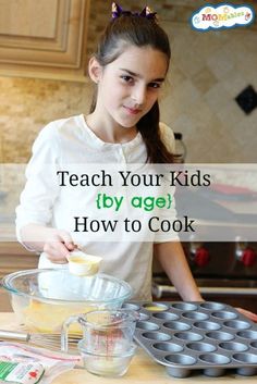 Have you been wondering at what age your kids can start helping out in the kitchen? Here is a list of tasks to help teach your kid how to cook by age. My kids are all learning to cook.. Cooking Hacks, Teach Kids, Kids Recipes, Cooking With Kids, Life Tips, Learn To Cook, Science Experiments, How To Cook