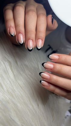 Trendy Almond Nails, Paznokcie Hello Kitty, Black French Nails, Hoco Nails, Neutral Nail, Unghie Sfumate, Nail Looks, Wow Nails