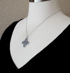 Solid 925 Sterling Silver Cruciform Cross Four-Way Medal Pendant Charm Antique Style Metal: 925 Sterling Silver Stamp: 925 Measurement: 40mm (1.57 inches) x 29mm (1.14 inches) Weight: approximately 5.48 grams Images may be enlarged to show details. Necklace chain is sold separately. Classic Silver Necklace With Large Pendant, Silver Cross Jewelry For Anniversary, Silver Cross Pendant For Jewelry Making, Sterling Silver Cross Jewelry With Silver Chain, Silver Sterling Silver Large Pendant Jewelry, Nickel Free Silver Cross Pendant Jewelry, Sterling Silver Cross Jewelry In Silver, Sterling Silver Jewelry For Memorials, Sterling Silver Jewelry For Memorial