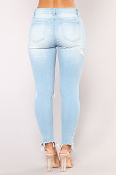 Available In Light Blue Wash And Medium Blue Wash Mid Rise Stretch Denim Fray Hem Distressed 26" Inseam Disclaimer: Due To The Specialized Wash & Distressing Process. Each Garment Is Unique. 98% Cotton 2% Spandex Imported Trendy Outfits Jeans, Maxi Dress Pattern, Curve Jeans, Ribbed Mini Dress, Something About You, Jeans Fashion, Maxi Knit Dress, Jeans Light, Womens Loungewear