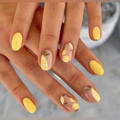 Emerald Nails, Yellow Nail Art, Yellow Nails Design, Cute Summer Nails, Nail Designs Spring, Nail Accessories