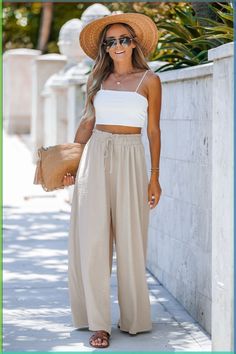 Europe Linen Outfits, Linen Beach Pants Outfit, Napa Wine Tasting Outfit Summer, Sunset Sail Outfit, Greece Outfits Women, Beach Wear Outfits For Women, Natural Life Style, Date Night Outfits Summer 2024, Women’s Resort Outfits