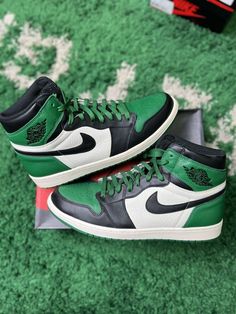 Nike Air Jordan 1 Retro Pine Green Size 14 555088-302 OG I Lucky Green. You will receive the item(s) pictured. All flaws if any are shown in photos. 100% Authentic. (OG box) (minor box damage)Please feel free to message us with any questions. All payments are due within 24 hours. No trades. All Orders Ship Next Business Day. Make Sure to Check out our other listings!!! Thank you everyone for viewing. Inventory # 12767 Nike Air Jordan 1 Retro, Lucky Green, Air Jordan 1 Retro High, Nike Air Jordan 1, Pine Green, Air Jordan 1 Retro, Jordan 1 Retro High, Jordan 1 Retro, Luxury Goods