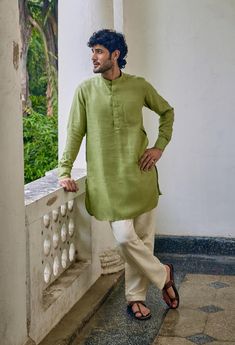 Exemplifying a blend of style and ease, Yell brings you the Homair Kurta - made with Yell's signature locally sourced solid linen. This classic cut kurta exudes a timeless elegance making it the perfect staple in your wardrobe. MODEL DETAILS Model Name- Imraan Height- 6 Feet Chest: 40 Shoulders- 19 Sleeve length- 26 Waist- 31 Thighs- 22 Hips- 39 Fabric: 100% Solid Linen Characteristics of Linen : Hygroscopic All Natural UV Protection Kind On Skin Naturally Breathable Strong Improves With Age Han Luxury Linen Men's Kurta, Luxury Linen Kurta For Wedding, Luxury Fitted Linen Kurta, Fitted Linen Kurta For Spring, Spring Linen Fitted Kurta, Casual Linen Kurta With Relaxed Fit, Casual Linen Kurta For Summer, Summer Linen Kurta With Relaxed Fit, Spring Linen Kurta With Relaxed Fit