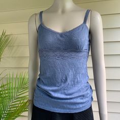 The Limited Nwt Tank Top Lace Design Blue Shirt Tank New With Tags Size Small A15 Fitted Cotton Tank Top In Washed Blue, Fitted Washed Blue Cotton Tank Top, Fitted Washed Blue Tank Top For Summer, Casual Blue Camisole For Beach, Blue Cotton Camisole For The Beach, Beach Blue Cotton Camisole, Light Blue Casual Cami Top, Casual Light Blue Cami Top, Blue Cotton Cami Top