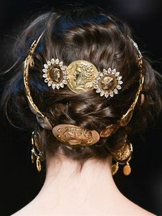 Fire And Blood, Fashion Week Spring 2014, Headband Hairstyles, Hair Accessories For Women, Latest Fashion For Women, Fashion Week Spring, Hair And Nails