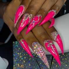 Curve Stiletto Nails, Tiffany Nails, Pink Stiletto Nails, Stilleto Nails Designs, Junk Nails, Designer Nails, Curved Nails