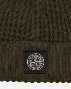 Stone Island Wool Beanie Olive.The must-have accessory in your rotation during the winter days. The Stone Island wool beanie has an iconic style and a composition that will guarantee you absolute warmth. Impossible to miss out on..100% Virgin Wool.Rib Knit.Turn-Up Brim.Stone Island Compass Patch Logo.Style Code: 7915N22C3 V0058 Winter Outdoor Beanie With Logo Patch, Olive Hat, Logo Style, Island Man, Wool Beanie, Iconic Style, Winter Days, Fashion Logo, The Stone