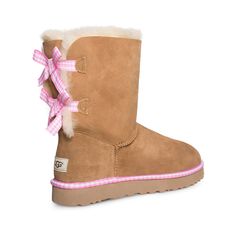 Chestnut Boots, Bailey Bow Uggs, Bailey Bow, Shoe Inspo, Aesthetic Shoes, Swag Shoes, Pretty Shoes, Dream Shoes, Dream Clothes