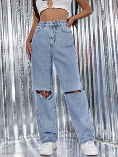 Cute Ripped Jeans, High Waisted Ripped Jeans, Tomboy Style Outfits, Outfit Jeans, Cute Jeans, Fashion Hacks Clothes, Tomboy Fashion, Teen Fashion Outfits, Cute Casual Outfits