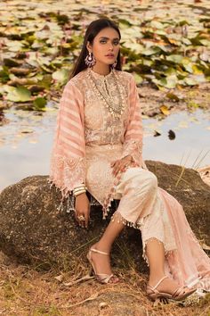 Luxury Lawn Wear in Peach Color emblazoned with beautiful print and embroidered organza patch. Sana Safinaz Summer Collection is very stylish and you can wear these dresses on Party or Eid Events. Buy Online Sana Safinaz new collection at this store and change your look. Shirt: Pretty Shirt in peach color is embellished with digital printed front and back on lawn fabric. Sleeves are also printed. Shirt neckline is decor with embroidered bunch organza and daman is also embellished with organza pa Designing Ideas, Winter Shawl, Lawn Dress, Lawn Suits, Pakistani Designers, Suit Fabric, Embroidered Clothes, Pakistani Outfits, Fabric Stores Online