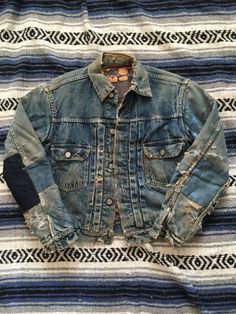 Manly Clothes, Hot Apples, Jeans Inspiration, Denim Rag Rugs, Zsazsa Bellagio, Denim Repair, Blue Magic, Mens Fashion Rugged, Denim Wear