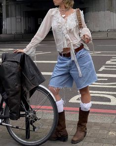 Boys Outfits, Mode Boho, Moda Chic, Boots Cowboy, Lost Boys, Trend Fashion