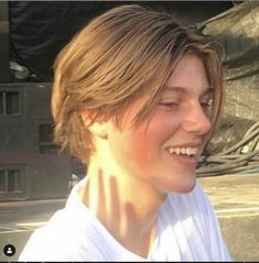 Mens Layered Haircut, Mens Layered Haircut Long, Men Long Hair, Men Blonde Hair, Boy Haircuts Long, Blonde Hair Boy, Straight Hair Cuts, Haircut Long, Straight Blonde Hair