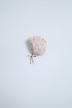 PLAIN MUSLIN BONNET - Pink | ZARA United States Cute Adjustable Cream Bonnet, Adjustable Beige Cotton Bonnet, Cardigan Sweater Dress, Cardigan Sweater Jacket, Book Stationery, Tshirt Skirt, Shirt Skirt, Zara United States, Trouser Jeans