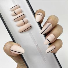 Line Art Nails, Line Art Work, Nude Line Art, White Lace Nails, Simple Line Art, Nails Classy, Lace Nails, Lines On Nails, Work Nails