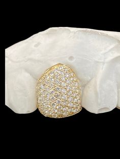 Gold diamond cap 14k gold with vs diamonds. (Molding kit included!) Chipped Tooth, Dental Impressions, Custom Grillz, Gold Grillz, Star Mold, Jewelry Post, Vs Diamond, Saint Petersburg