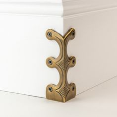 an image of a door handle that is on the side of a house or building