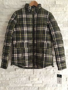 Women’s Lauren Ralph Lauren Plaid Puff Jacket Size Small MSRP $190. The length of the jacket is approximately 29 inches long. Condition is New with tags. Shipped with USPS Priority Mail. Plaid Jacket Women, Ralph Lauren Plaid, Plaid Quilt, Puff Jacket, Jackets Women, Quilted Puffer Jacket, Plaid Jacket, Ralph Lauren Womens, Women's Coats & Jackets