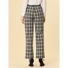 These pants are essential for dressing up or down. Lightweight fabric, covered in a plaid pattern, shapes these trendy trousers with a high-rise fit. How it is a bit high waist and how it gathers at the waist adding shape to the body. You may love everything about these trousers, from their regular fit to the elastic high-waist, which could double as a hiding mechanism for women with love handles. Style these trousers with a crop top and heels for the ultimate look. This fashionable and trendy c Trendy Trousers, Plaid Pants Women, Trendy Trouser, Christmas Plaid, Long Trousers, Plaid Pants, Casual Work, Work Office, Plaid Christmas