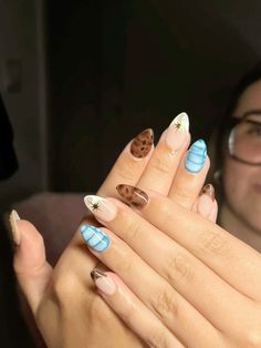 Tortuous Nails, Blue And Cheetah Nails, Tortice Nails, Tortoshelle Nails, Blue Tortoise Shell Nails, Tortuous Shell Nails, Clear Nail With Design, Tortishell Nails Design French, El Salvador Nails